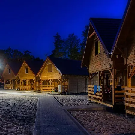 Osrodek Wypoczynkowy Nemo 山林小屋
