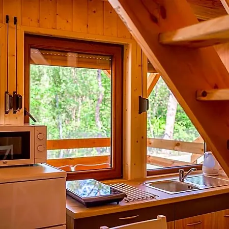 Osrodek Wypoczynkowy Nemo 山林小屋 库瑞尼卡慕斯卡
