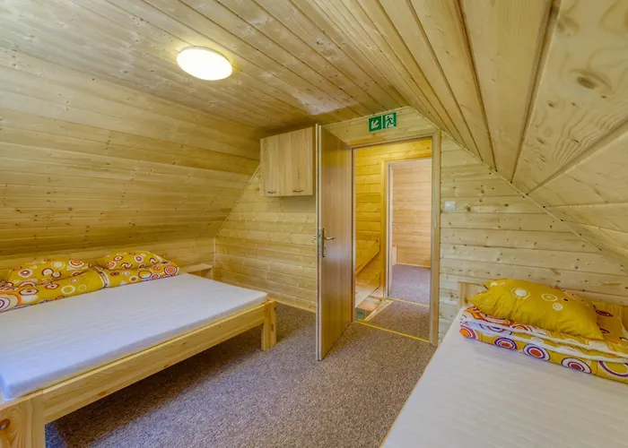 بيت خشبي Osrodek Wypoczynkowy Nemo *