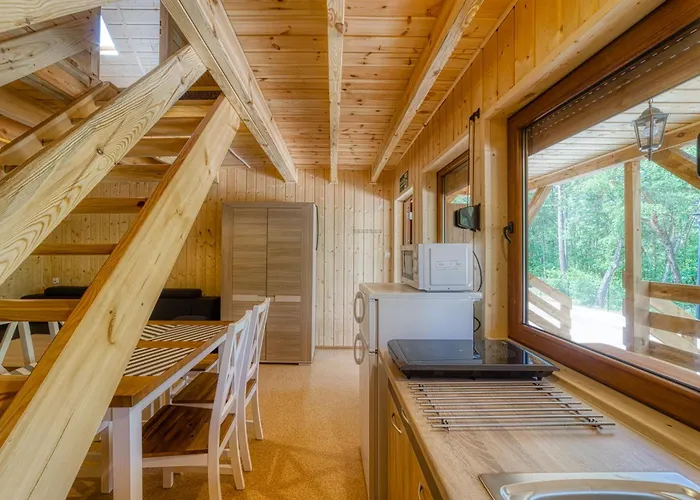 Osrodek Wypoczynkowy Nemo بيت خشبي